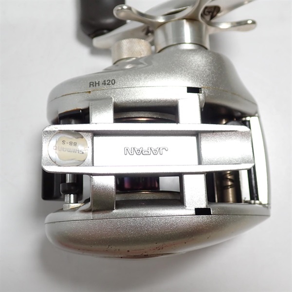 ００スコーピオンメタニウムＭＧ右